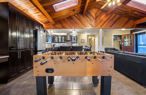 Chestermere House | Not accepting new bookings, Sorry