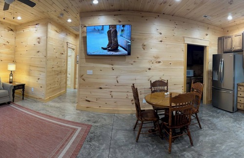 Scottsboro Cabin | Not Just for Fishermen in Scottsboro, Alabama