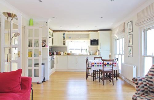 Notting Hill Apartment | Notting Hill Light & Airy