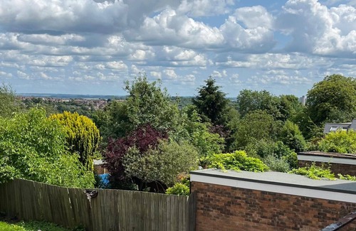 Mapperley House | Nottingham 2-bed House, Sleeps 4, Pet Friendly