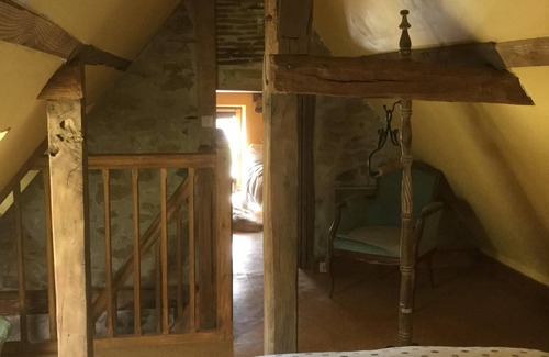 Saint-Mesmin Bed & Breakfast | Nougatine bread oven