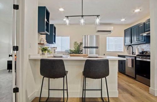 Central Oklahoma City House | Nouveau Nichols Hills Trendy Spacious