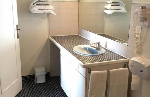 Lons-le-Saunier Hotel | NOUVEL HOTEL