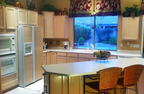 Arabian Views House | NOV & DEC RATE SPECIAL! BOOK NOW! PRIV POOL & JAC. CLOSE 2 SHOPS & GOLF!