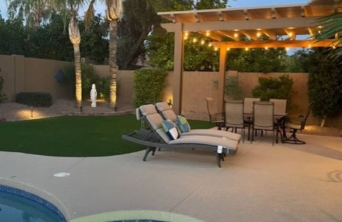 Arabian Views House | NOV & DEC RATE SPECIAL! BOOK NOW! PRIV POOL & JAC. CLOSE 2 SHOPS & GOLF!