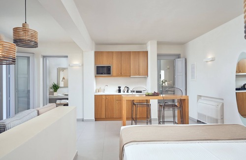 Pyrgos House | Nova Luxury Suites