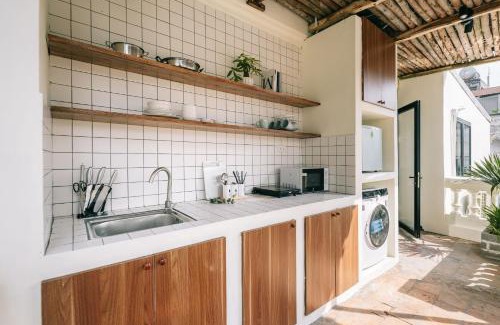 Van Mieu Apartment | NOVA Villa City Centre-Spacious Patio for Group-Free Coffee