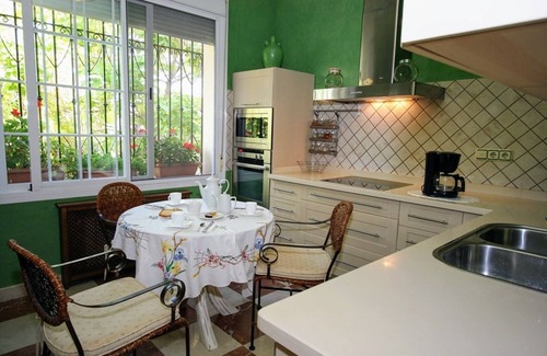 Arriate Villa | NOVELTY! Villa Andaluza near Ronda, luxurious and ideal for families and friends.