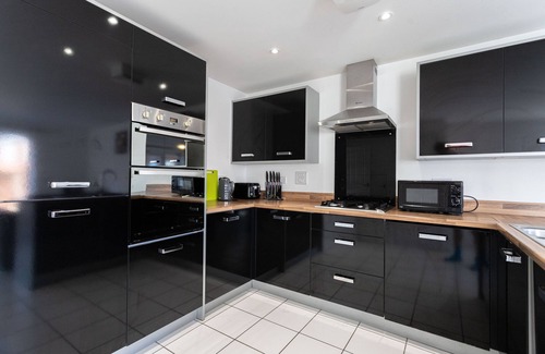 Patchway House | November Discount - Long Stay - Contractors