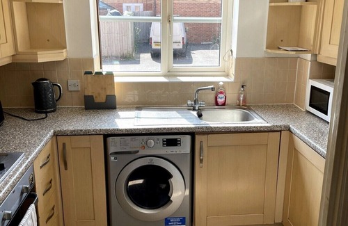 Bradley Stoke Apartment | November Discount - Long Stay - Contractors