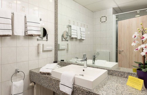 Weststadt Hotel | NOVINA HOTEL Südwestpark Nürnberg