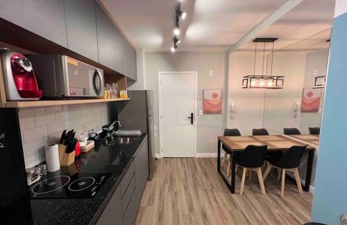 Vila Pompeia Apartment | Novo, garagem e piscina, moderno ao lado Allianz Park