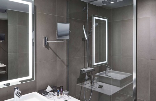 Little Hay Hotel | Novotel Birmingham Airport