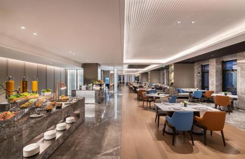 Kunshan Hotel | Novotel Kunshan Yangcheng Lake
