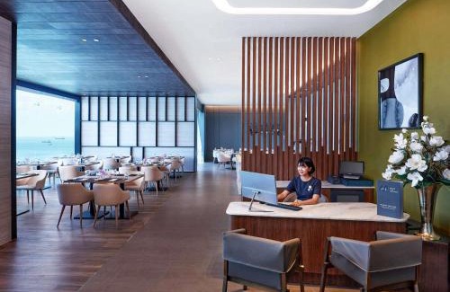 Tha Thaewawong Hotel | Novotel Marina Sriracha