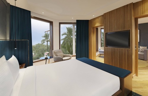 Juhu Resort | Novotel Mumbai Juhu Beach Hotel