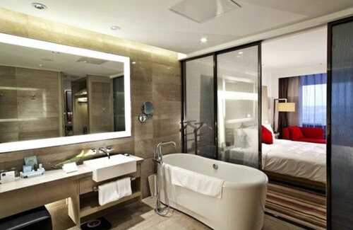 Xuan Wu Hotel | Novotel Nanjing East Suning