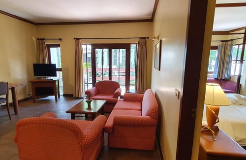 Chakphong Resort | Novotel Rayong Rim Pae Resort