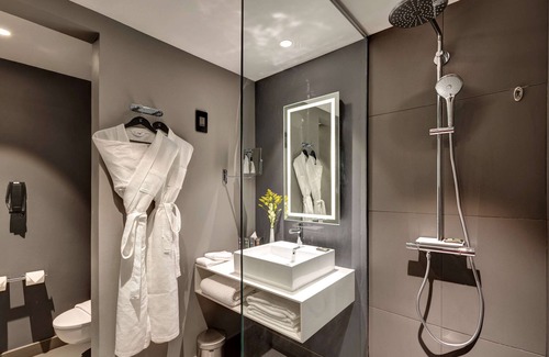 Sharjah Hotel | Novotel Sharjah Expo Center