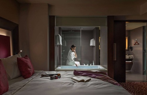 Yangon Hotel | Novotel Yangon Max