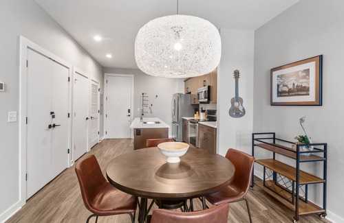 The Nations Condo | Now accepting bookings! Minutes to Broadway! Sleeps 6! Nashville Nations