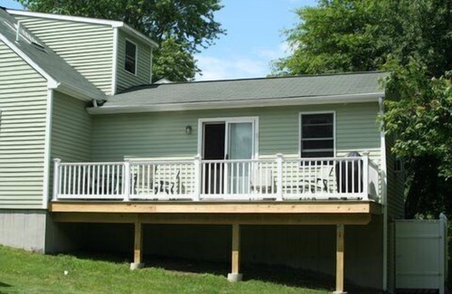 Bonnet Shores House | NOW BOOKING 2024 ~ Beautiful, Oversized Cape in Scenic Bonnet Shores!