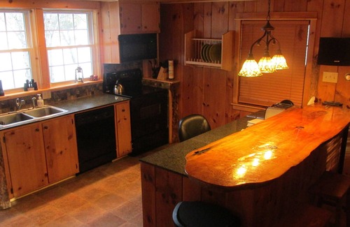 Northville House | Now booking for Summer. Pet friendly