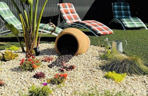 Carcassonne House | Now that summer has arrived, it's time to relax in this haven of peace!
