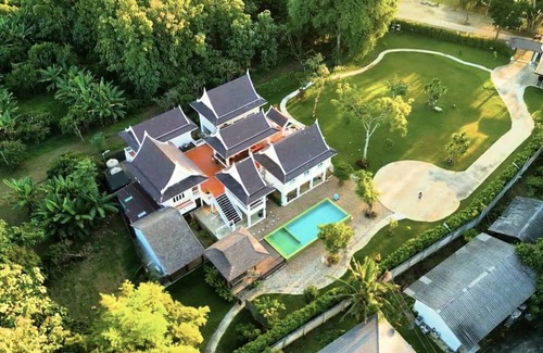 Pa Tan Villa | nPhi Private Villa: Riverside & Pool :Near Old Town,BF,Laundry, Free Pickup