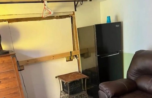 Sebastian Highlands Apartment | Purple Cottage , great deal