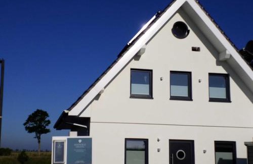 Harlesiel House | Nr 110 - Ferienhaus Seeperle Pfahlhaus auf der Harle