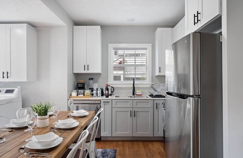 MacGregor Apartment | Nr Med Center, Museum | WiFi Games | BBQ Fire Pit