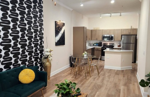 Willow Meadows/Willowbend Area Apartment | NRG/POST OAK/GALLERIA