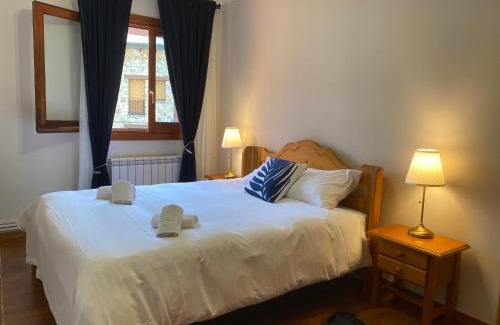 Erill la Vall House | NRY ESTANCES I SERVEIS EL TARTER 2