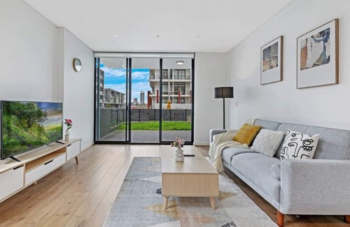 Ryde Apartment | NRYD016-E5005 · Aircabin | Ryde｜Lovely Amazing |2 Bed 2 Bath Apt