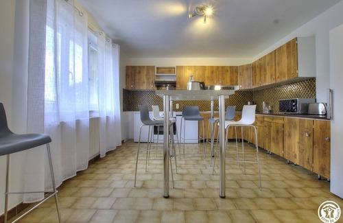Saint-Benigne House | Nuance Mauve - Saint Benigne