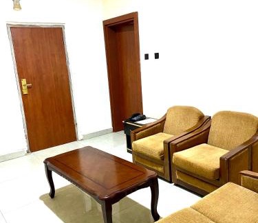 Enugu Hotel | Nue-Crest Hotels & Suites