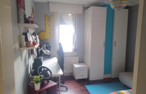 Bilbao la Vieja Apartment | Nuestro refugio - Casco Viejo con wifi y parking gratuito-