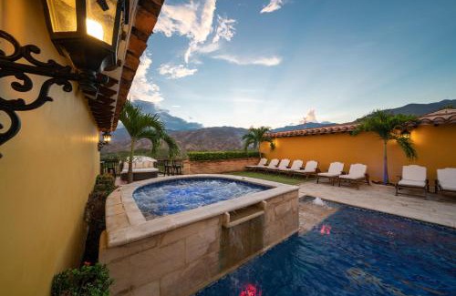 Zona Colonial Hotel | Nueva Granada Hotel Colonial -Centro Histórico-