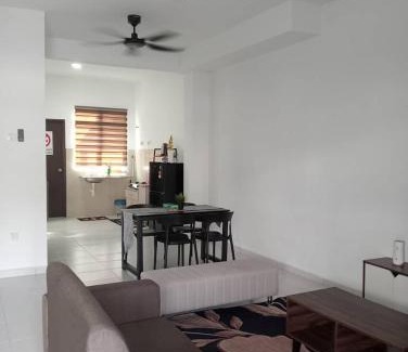 Durian Tunggal House | Nufailmuslim Homestay