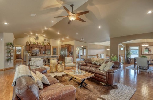 Rapid City House | Nugget Gulch Retreat