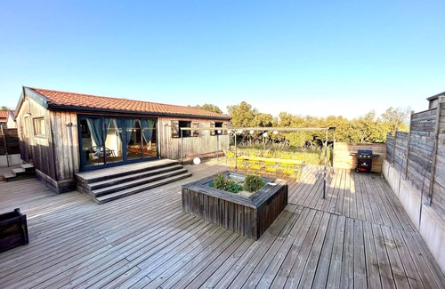 Montsegur-sur-Lauzon Villa | NUIKI Lodges