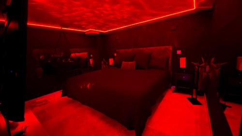 Villemomble Apartment | Nuit de rêve : spa, sauna, cinéma