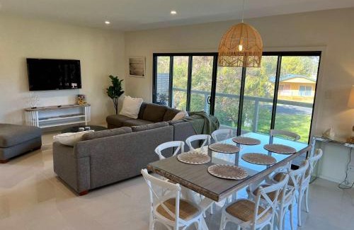 Waterhouse House | Nulla's - Long Beach