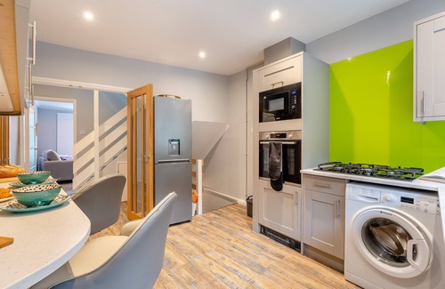 Lewes Apartment | Nulli Secundus - One Bedroom Apartment, Sleeps 2