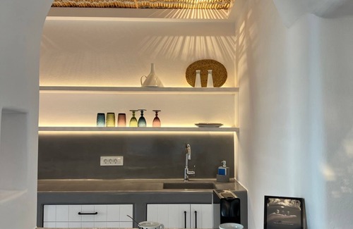 Fira Hotel | Numa Santorini