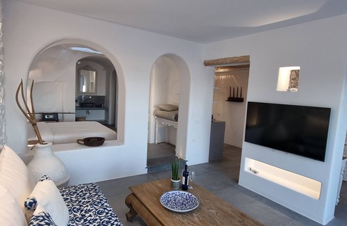 Fira Hotel | Numa Santorini