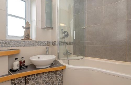Gosport House | Number 1 Admiralty Cottages