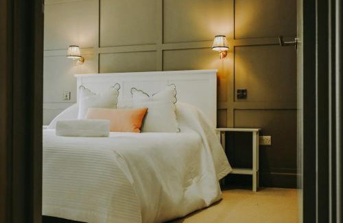 Walton-in-Gordano Apartment | Number 1 Cannons at The Old Dairy Clevedon