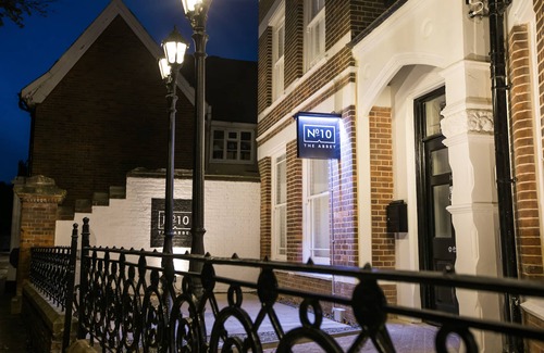 Wymondham Apartment | Number 10 Abbey - Poppy line apartment